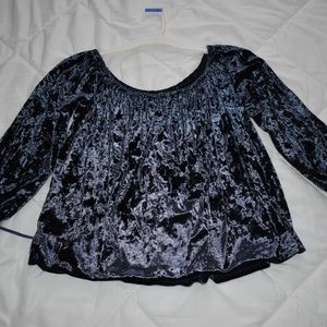 Velvet Quarter Sleeve Top